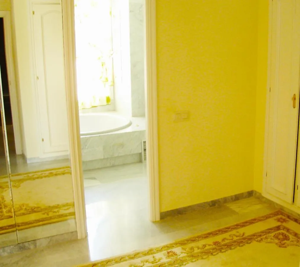 Beautiful, Bright And Spacious Duplex In Marbella Estepona Espagne
